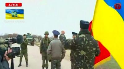 Ukrainian and Russian troops in stand-off at Belbek air base in Crimea