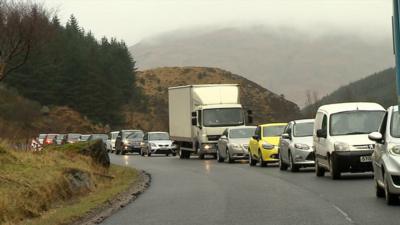 Trafaig air an A83