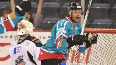 Adam Keefe celebrates a Giants goal