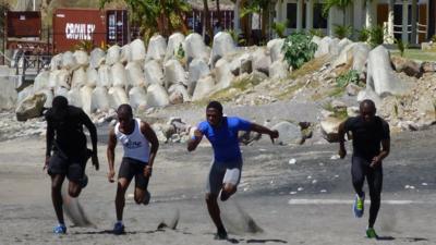 Runners in Montserrat