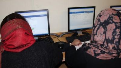 Mums at the JAN Trust learn how to use Facebook