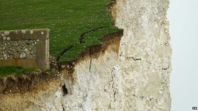 Cracked cliffs at Birling Gap