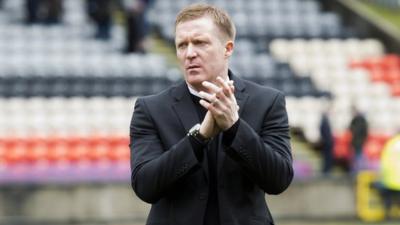 Hearts manager Gary Locke