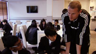 Fulham captain Brede Hangeland speaks to children on the Health Champions course