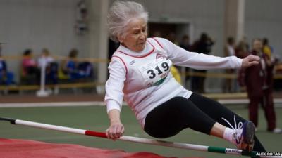 Olga Kotelko - jumping for a world record