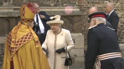 The Queen shakes hands with the Bishop of Chelmsford