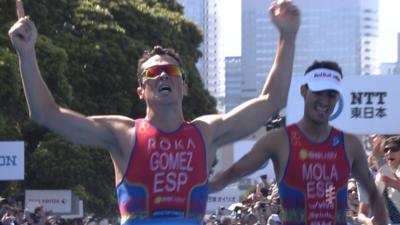 World Triathlon: Javier Gomez wins sprint finish in Yokohama