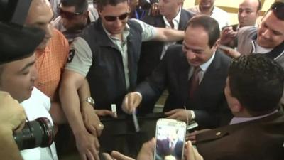 Presidential candidate Marshall Abdel Fattah El Sisi votes