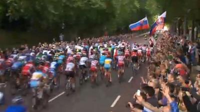 Cyclists race in London