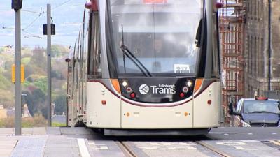 edinburgh tram