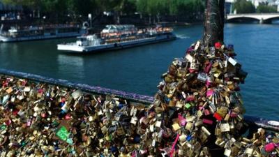 Pont Des Arts bridge