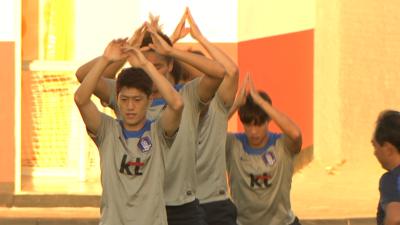 South Korea limber up in training