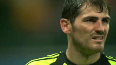 World Cup 2014: Iker Casillas error gifts Van Persie goal