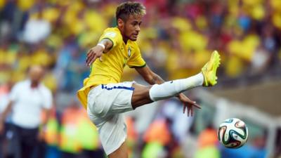 Neymar shows off his skills