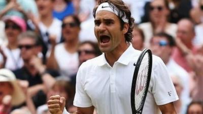 Roger Federer gives the centre court crowd something to shout about