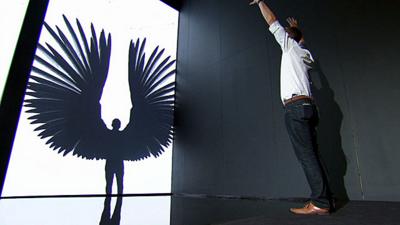 Spencer Kelly becomes a virtual bird