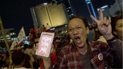 Supporters of Indonesian presidential candidate Joko Widodo