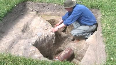 Excavation of WW1 interment camp