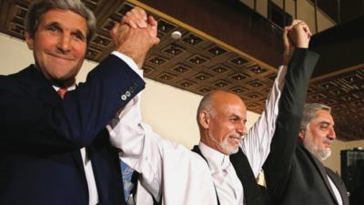 John Kerry, Ashraf Ghani, Abdullah Abdullah (l-r)