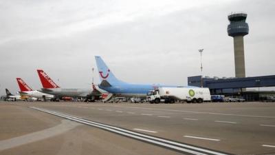 Aeroplanes at East Midlands Airport