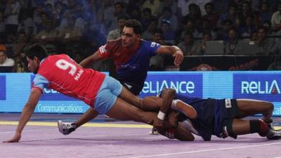 Dabang Delhi v Jaipur Pink Panthers