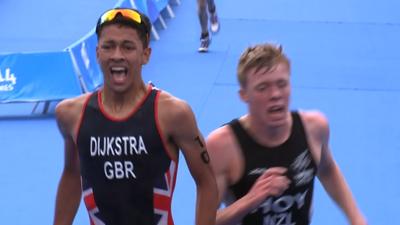 British triathlete Ben Dijkstra and Daniel Hoy of New Zealand in a photo finish