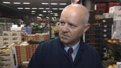 Early morning workers at the Old Fruit Market in Glasgow give their opinions on a 'No' vote.