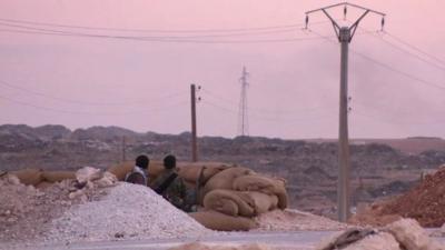 Kurdish fighters on alert in Kobane