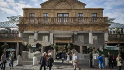 Alex Chinneck's installation at Covent Garden