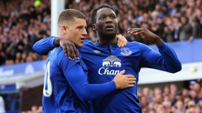 Everton players Ross Barkley and Romelu Lukaku