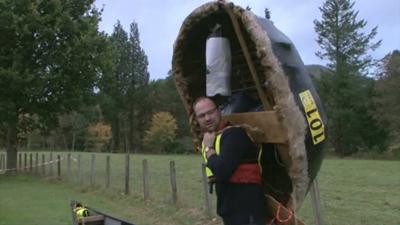 Teàrlach agus a' churach