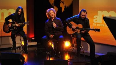 Mick Hucknall singing on the Andrew Marr Show, Sunday 11 December 20011