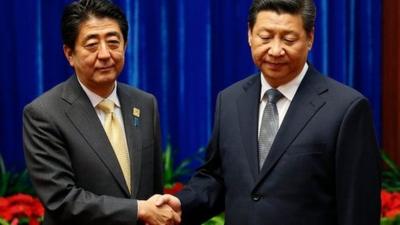 The leaders of China and Japan have met for formal talks after more than two years