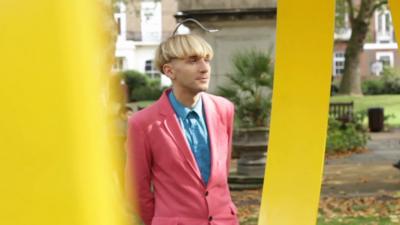 Neil Harbisson: The man who hears colour