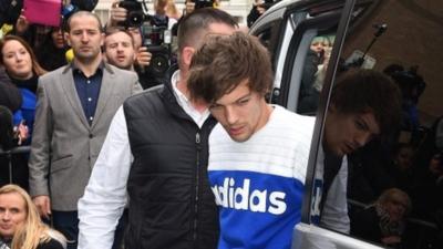 Singer Louis Tomlinson arrives at a music studio