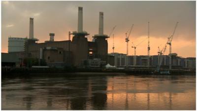 Concern over Battersea development which approves 0.12% of flats as family homes