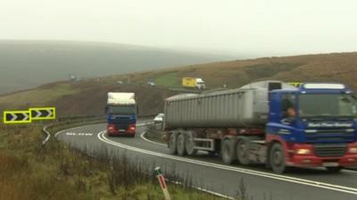 Woodhead Pass traffic