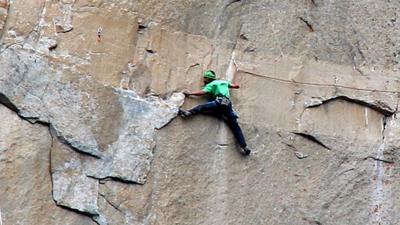 Kevin Jorgeson climbing El Capitan