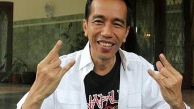 President Joko Widodo wearing Napalm Death t-shirt