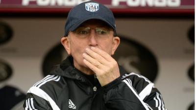 West Brom manager Tony Pulis watches as his side draw 2-2 with Burnley.