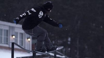 Street snowboarding