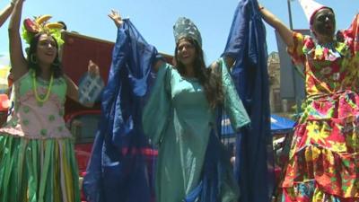 Stilt walkers