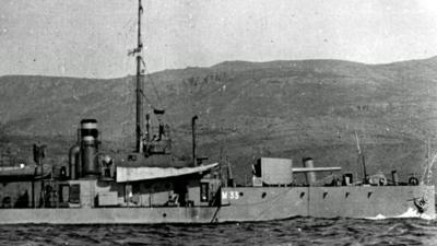 HMS M33