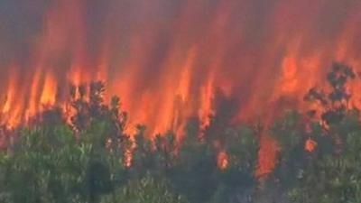 Flames on Cape Town mountains