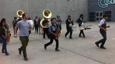 Carmen with the band