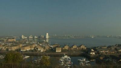 Eclipse timelapse Cardiff Bay