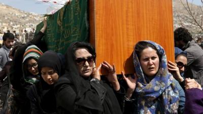 Women carrying coffin of Farkhunda in Kabul