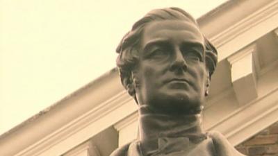 Sir Robert Peel statue