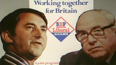 David Steel and Roy Jenkins in front of a copy of the SDP-Liberal Alliance manifesto for the 1983 general election