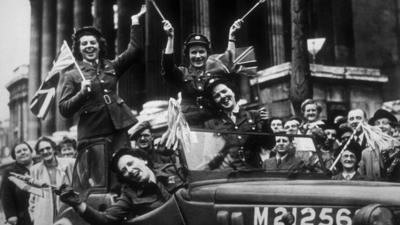 VE Day celebrations in London